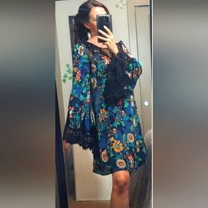 SUGAR LIPS GREEN FLORAL WITH BLACK LACE  MINI DRESS WITH BELL SLEEVE SIZE XS NWT